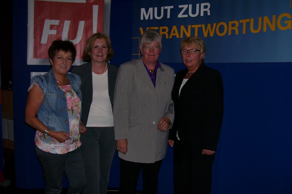 Brigitte Kunze, Petra Averbeck, Marlies Hukelmann, Gisela Patrzek
